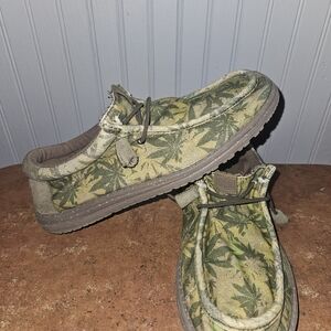 Men's Green Daze Wally Hey Dudes